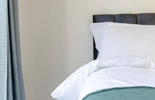 FREE parking, LARGE House for Contractors & Families, Sleeps 7, 25 mins to MANCHESTER & LIVERPOOL - Foto 44