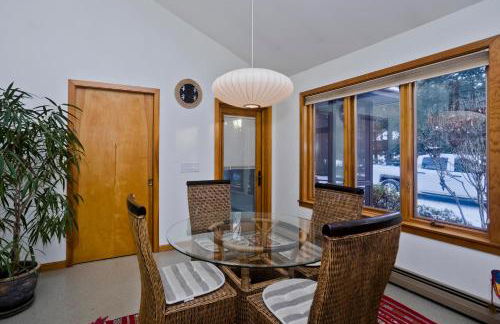 Amherst Woodland Escape - Foto 6