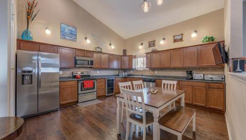 Luxury 4BR Near Lake Pepin with Game Room - Breeze - Foto 3