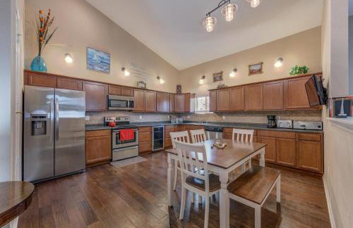 Luxury 4BR Near Lake Pepin with Game Room - Breeze - Foto 3