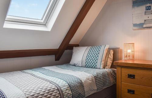 Harbour Hideout - Photo 13