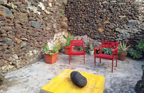 El Hierro Poetry House - Casa Poesía de El Hierro - in the center of El Pinar - Foto 47