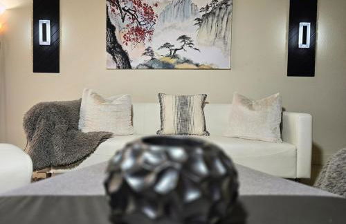 Stylish Galleria Condo 2BR 2BA Saltwater Pool Marquee Uptown - Foto 29