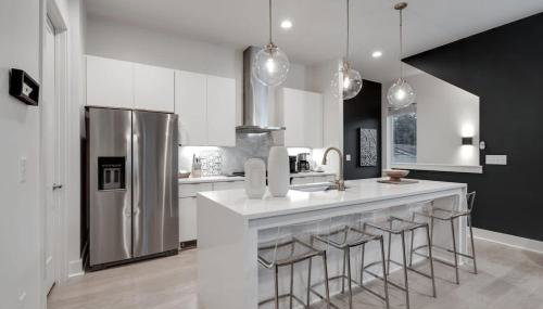 Luxury Townhouse with Rooftop Deck Less than 10 mins to Downtown - Foto 3