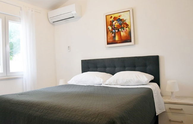 Apartments Vulicevic - Photo 12