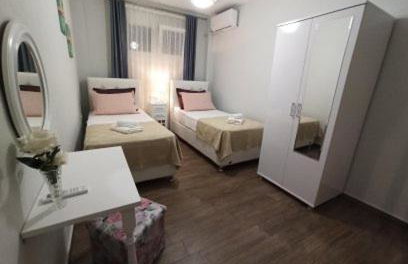 MGE Luxury house with pool - Photo 4