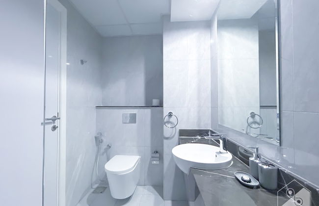 Spacious Studio With Balcony in AL Majan - Photo 12