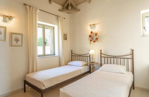 PHAEDRA, Luxury Villa Private Infinity Pool Sea View Stoupa - Foto 24