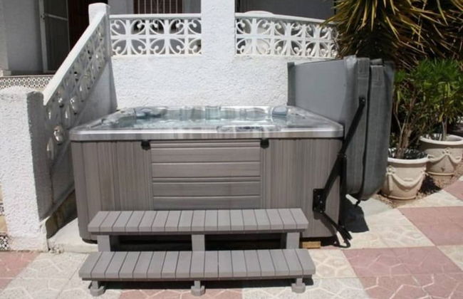 Modern Villa in Rojales with Hot Tub & Private Pool - Foto 27