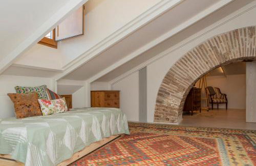 La Casa del Pasadizo elegante casona restaurada con piscina - Foto 21