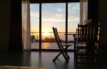 Sunrise Home - Photo 2