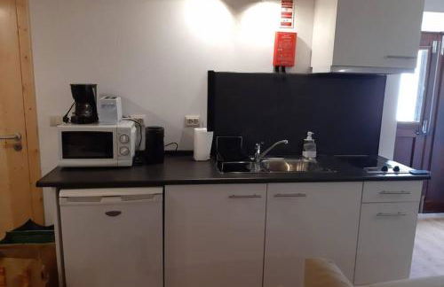 Aurora Papas - Photo 13