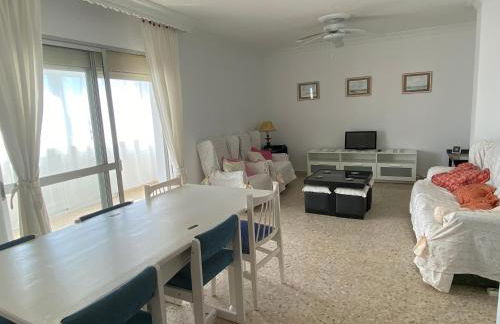 ESPACIO Y LUZ en Isla Cristina Capacidad hasta 6 HUESPEDES - Foto 9