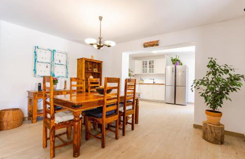 Charming stone house with private pool & jacuzzi - Holiday Home Vera - Photo 17