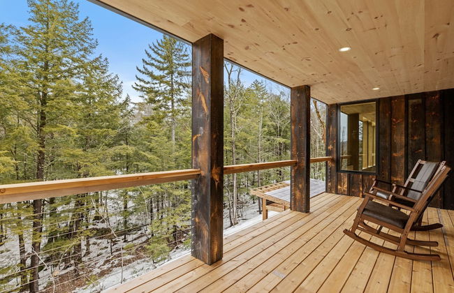 Ski Cabin w Hot Tub Gas Fireplace Near Cranmore - Photo 30