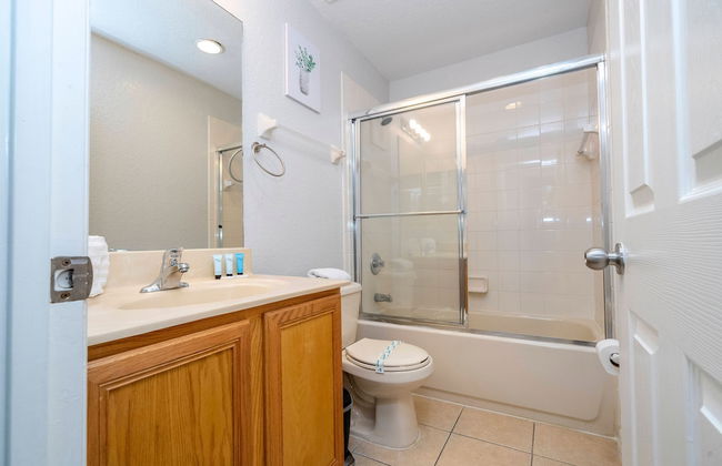 Cozy 4BR Regal Oaks w hot tub - Foto 43