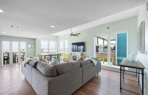 Galveston Bay Front Home with Private Pool and Pier - Foto 4