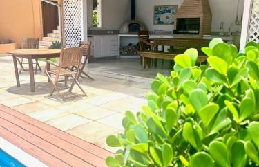 Vista dos sonhos na beira do mar de Angra com pier - Foto 59