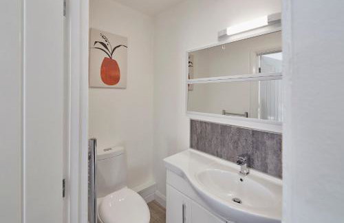 Dacama at Dene Grove- with Patio and 2 Free Parking - Photo 17