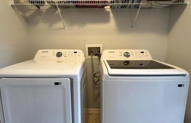 Luxuriate In Our Spacious 7br, 4.5ba 7 Bedroom Villa by RedAwning - Foto 22