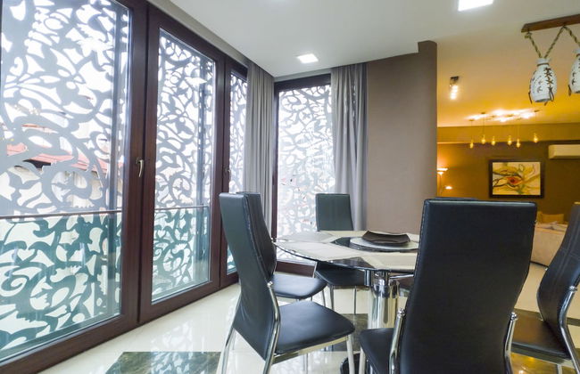 Tbilisi Core: Leo - Photo 13