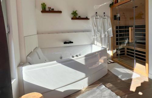 Évasion de luxe avec spa privé, Centre-Port Le Cap - Foto 2