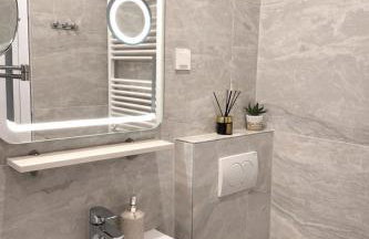 Bellamy - Elegant cozy studio with King bed, Netflix and free Parking - Foto 14