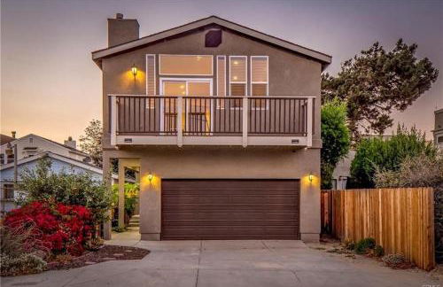 Coastal Retreat - Just Steps to the Beach - Foto 32