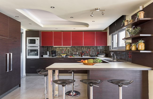 Quinn Hill Luxury Villa - Photo 6