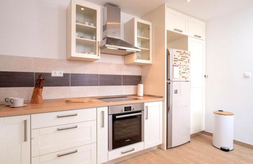 Everything just a few steps away - Foto 24