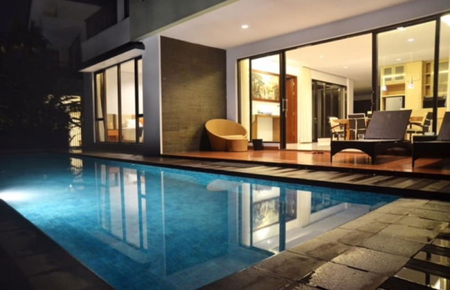 Ohara City View 5BR Villa Heated Pool and Billiard - Photo 29