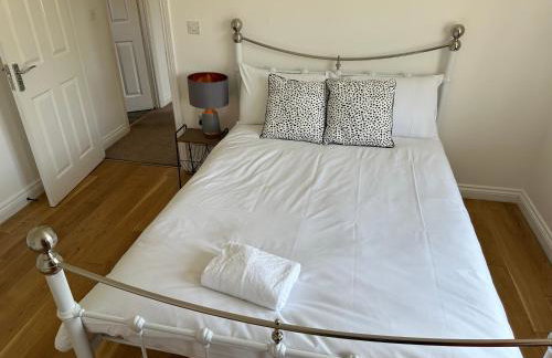 PARK VIEW, 6 bed family home, wifi parking, garden - Foto 16