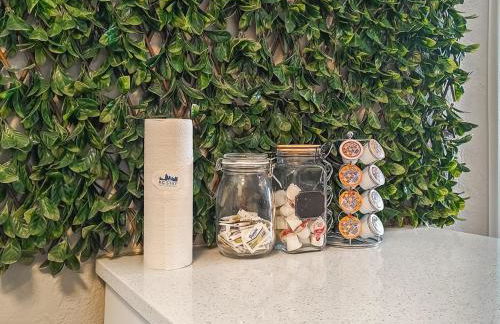 Heart of Westport 1BR - Photo 9