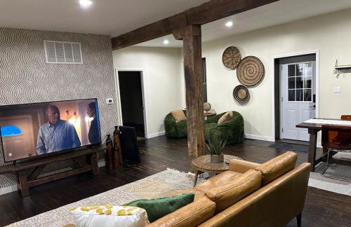 Historic Carriage House Near Attractions - Foto 3