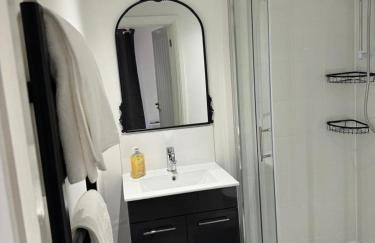 Exclusive Lakeside Apartment - Foto 10