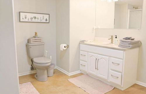 Golf Oasis Sleeps 22! Hot tub Firepit Gym Pool - Foto 33