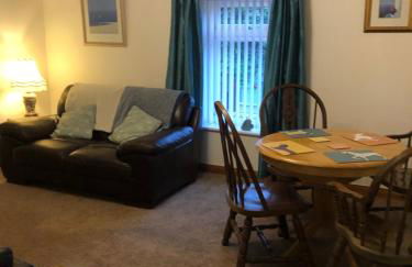 Sweet Caroline at Longton. Great location for Stoke on Trent, The Potteries and Alton Towers. - Foto 8