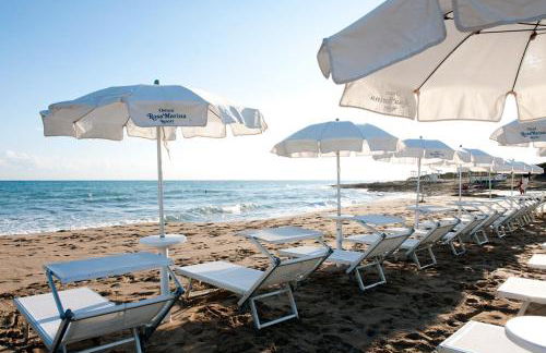 Luxury Ostuni Beachfront Villa with Pool & Private Parking - Foto 38