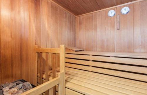 Schwarzwald Auszeit mit Sauna, Pool & Dachterrasse - Foto 2