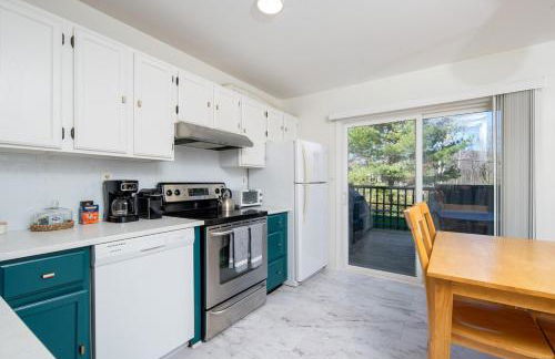 Outdoors, Hiking, Skiing Mountain Vacation Getaway - Foto 20