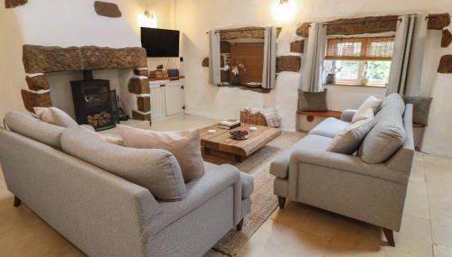 Riverside Barn - Photo 3