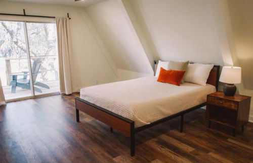 NEW - Unique A-frame in Canyon Lake - Photo 4