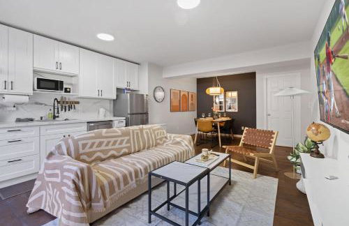 Designer Daylight Basement Near Edmonds Downtown - Photo 9