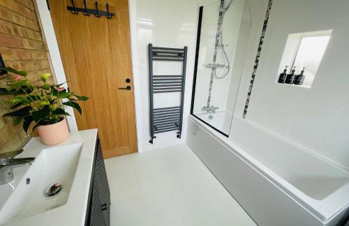 Cozy Organic Tea House in Central Ipswich near Waterfront, University and Hospital - Foto 25