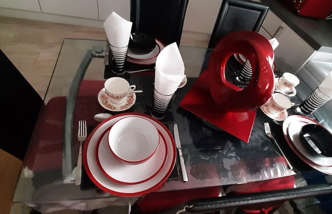 Modern Apartment Minutes From Central London, UK - Foto 21