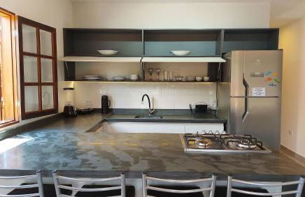 Algodão - Novo Flat com Piscina, 50mts da praia, churrasqueira privativa, ar con, wi-fi, netflix, garagem - Foto 27