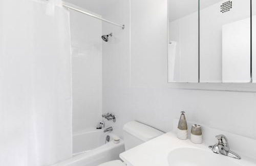Chelsea 1BR w Water views Doorman NYC-210 - Foto 12