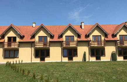 Charming Countryside Apartments - Photo 1