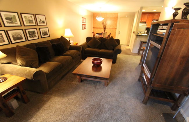 The Summit Condominiums - Foto 13