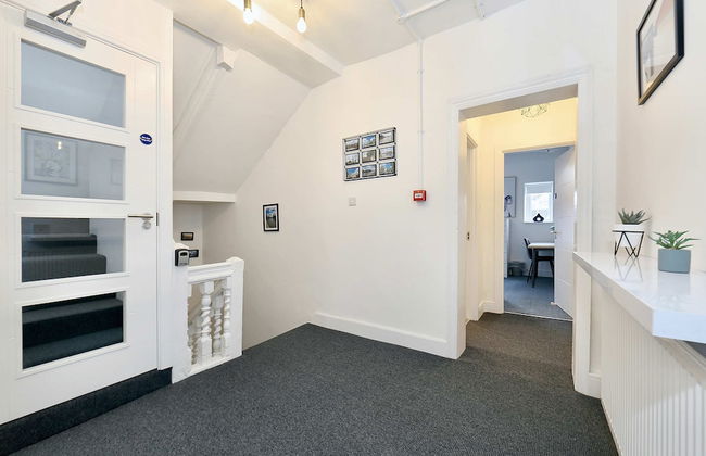 Host Stay Broad Street - Photo 13